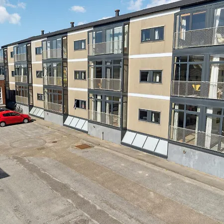 아파트 Bad, Lejl 56